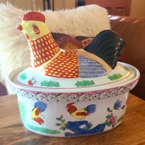 Vintage Williams Sonoma Porcelain Hen